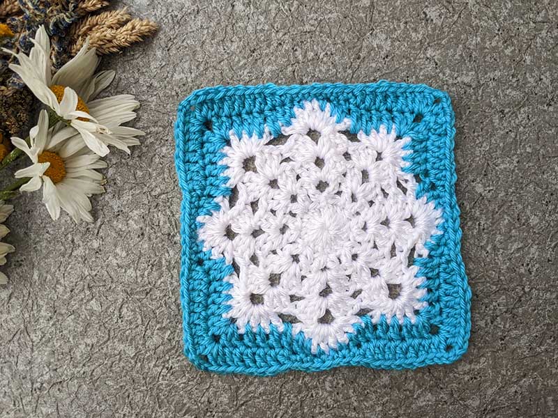 Lacy Snowflake Granny Square Pattern